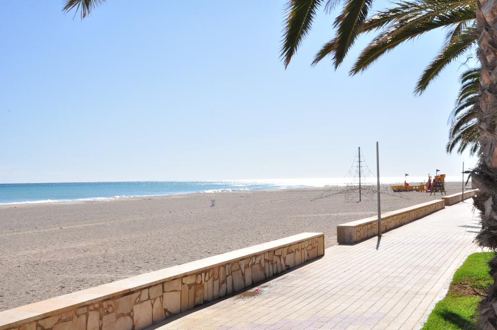 Porto Fino Litoral - Only Families Βίλα Miami Playa Εξωτερικό φωτογραφία